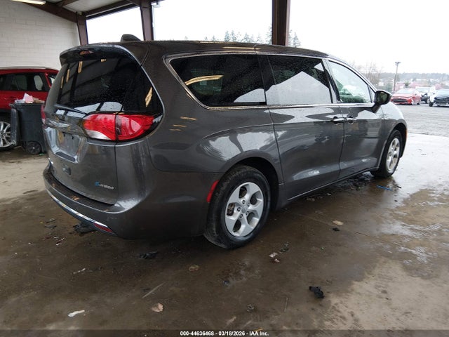 2018 CHRYSLER PACIFICA HYBRID 2C4RC1H72JR278170 Photo 3