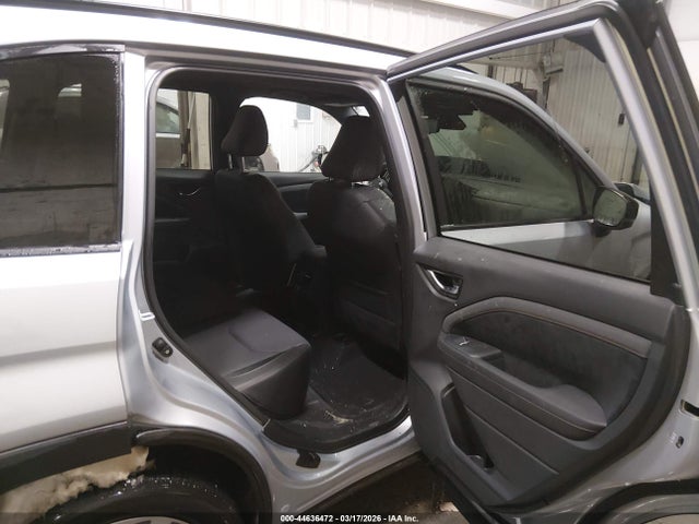 44636472 :رقم المزاد ، JF2SLDTCXSH576858 vin ، 2025 Subaru Forester Touring مزاد بيع