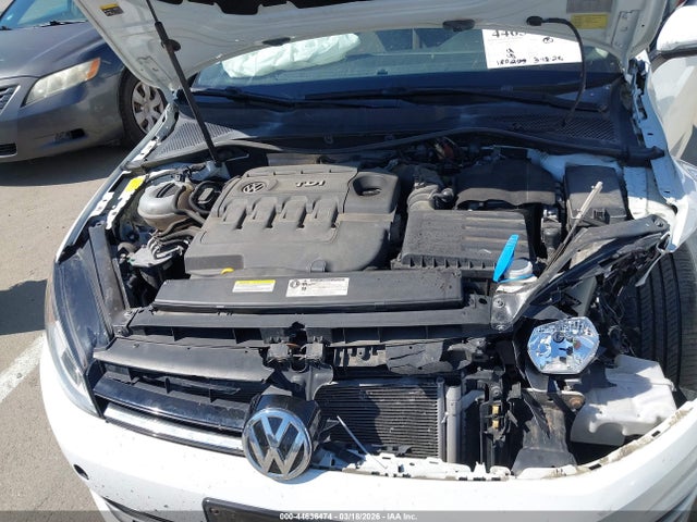 44636474 :رقم المزاد ، 3VW2A7AU0FM066325 vin ، 2015 Volkswagen Golf Tdi S 4-door مزاد بيع