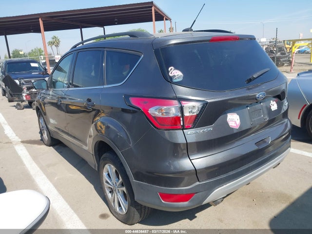 1FMCU0GDXJUD22337 Ford ESCAPE SE