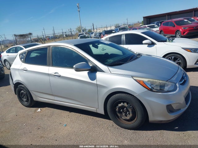 KMHCT5AEXHU300995 Hyundai ACCENT SE
