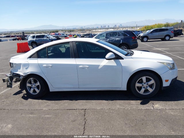 1G1PK5SBXE7165114 Chevrolet CRUZE LT