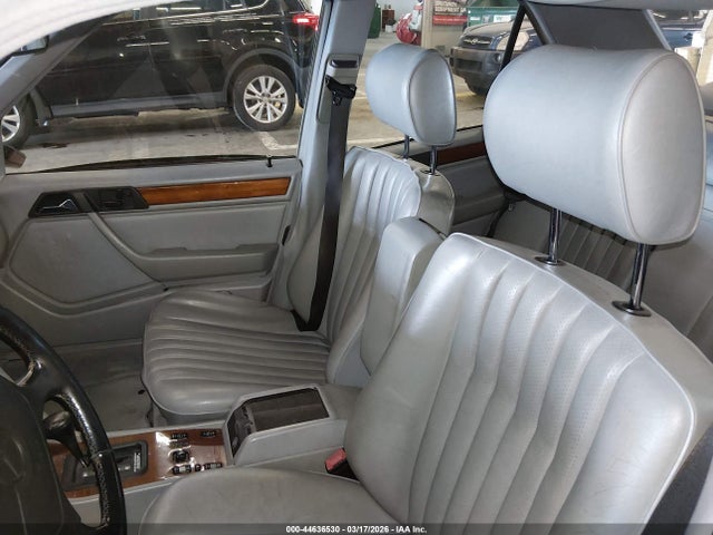 1993 MERCEDES-BENZ 300 WDBEA28E1PB872490 Photo 4