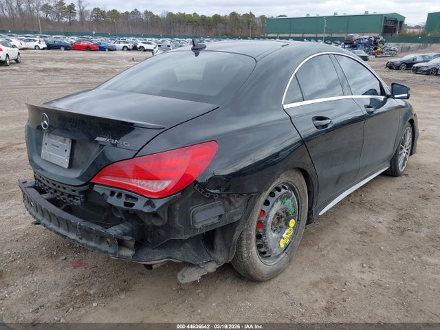 2014 MERCEDES-BENZ CLA 45 AMG WDDSJ5CB1EN128280 Photo 3