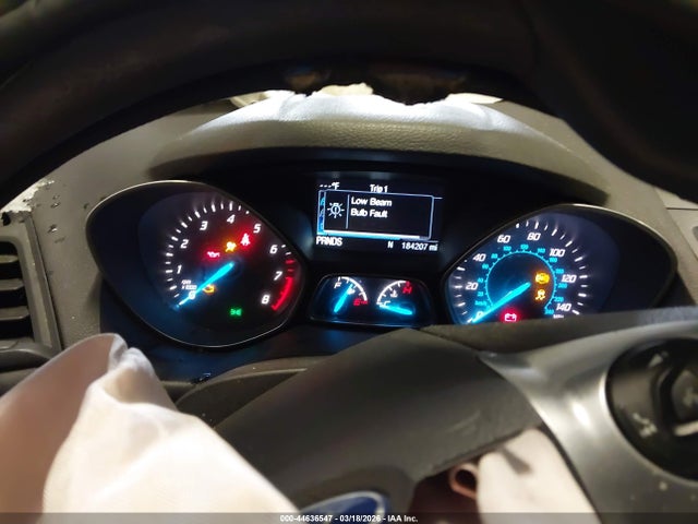 Продажа на аукционе авто 2016 Ford Escape Se, vin: 1FMCU9G96GUB01133, номер лота: 44636547
