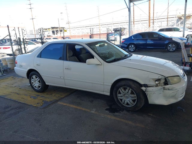 Продажа на аукционе авто 2000 Toyota Camry Le, vin: JT2BN22K0Y0001089, номер лота: 44636570