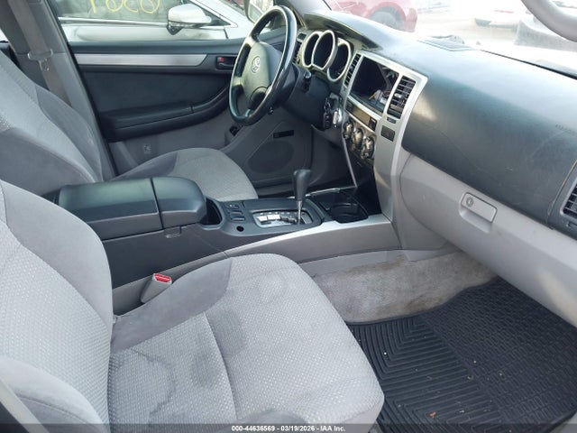 44636569 :رقم المزاد ، JTEBT14R130013466 vin ، 2003 Toyota 4runner Sr5 V8 مزاد بيع