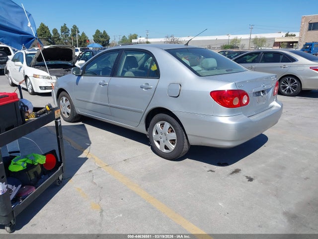 2007 TOYOTA COROLLA 1NXBR32E27Z879878 Photo 2