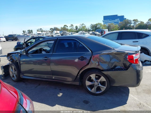 4T1BF1FKXEU825335 Toyota Camry Se Sport