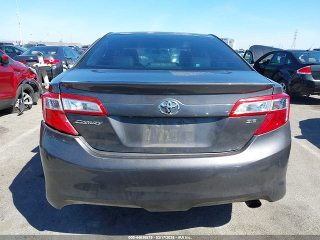 4T1BF1FKXEU825335 Toyota Camry Se Sport