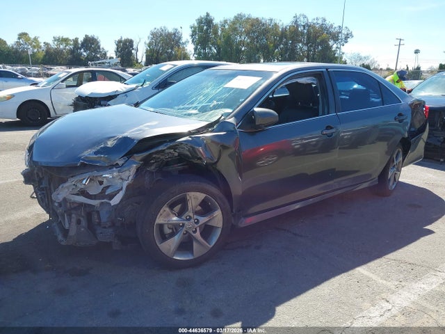 4T1BF1FKXEU825335 Toyota Camry Se Sport