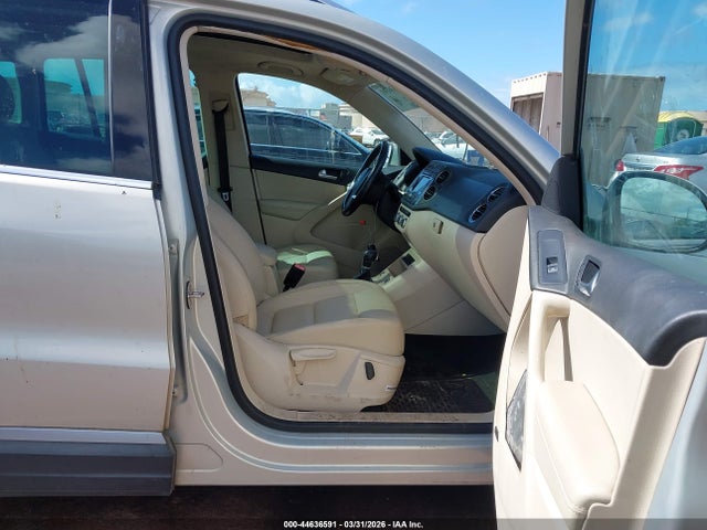 Продаж на аукціоні авто 2015 Volkswagen Tiguan Sel, vin: WVGAV7AX3FW570960, номер лоту: 44636591