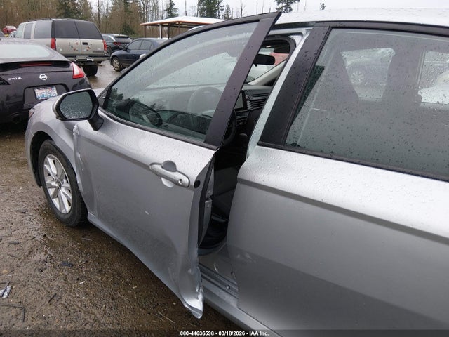 Toyota CAMRY LE 2025 4T1DAACK8SU516230 Image 18