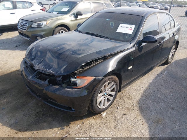 44636631 :رقم المزاد ، WBAVB13516KX45458 vin ، 2006 Bmw 325i مزاد بيع
