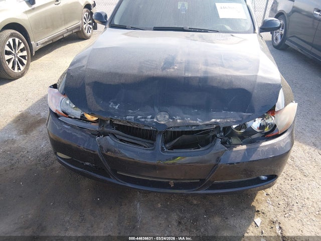 44636631 :رقم المزاد ، WBAVB13516KX45458 vin ، 2006 Bmw 325i مزاد بيع