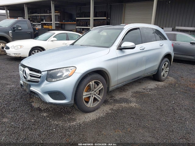 Mercedes-Benz GLC 300 2016 WDC0G4JB9GF096571 Image 2