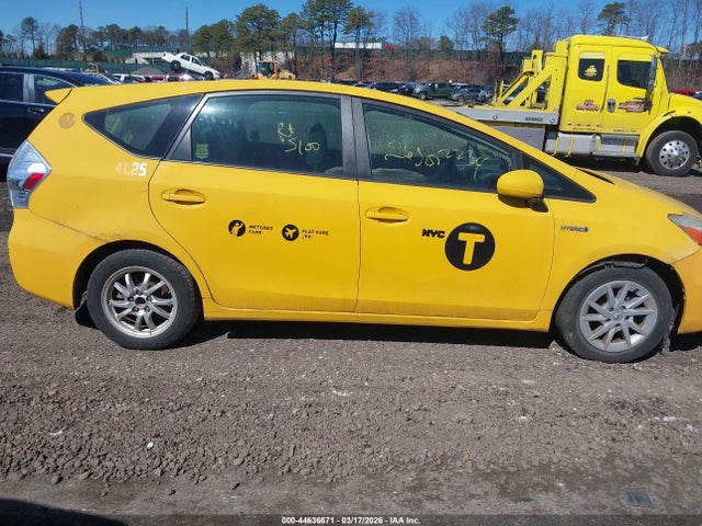 Aukcja sprzedaży 2013 Toyota Prius V Two, vin: JTDZN3EUXD3227612, numer aukcji: 44636671