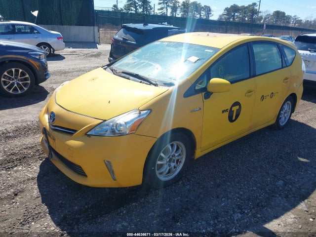 Aukcja sprzedaży 2013 Toyota Prius V Two, vin: JTDZN3EUXD3227612, numer aukcji: 44636671