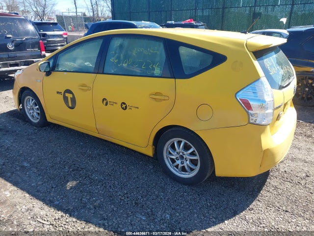 Aukcja sprzedaży 2013 Toyota Prius V Two, vin: JTDZN3EUXD3227612, numer aukcji: 44636671