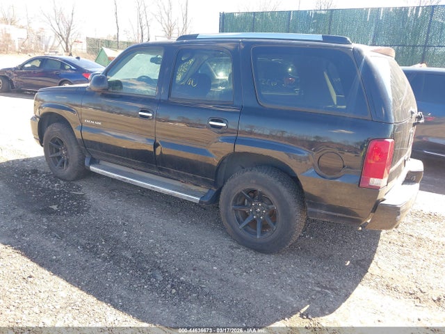 2005 CADILLAC ESCALADE 1GYEK63N75R115038 Photo 2