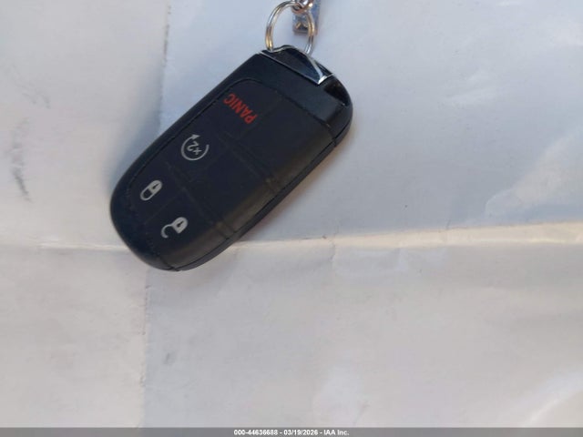 3C4NJDFN8PT571598 Jeep Compass Latitude Lux Fwd