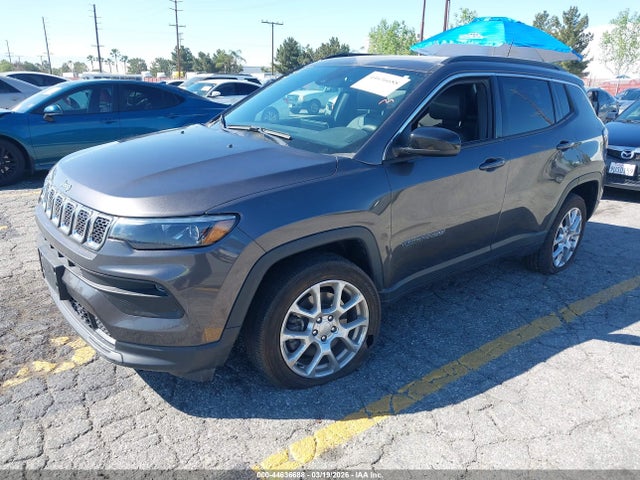 3C4NJDFN8PT571598 Jeep Compass Latitude Lux Fwd