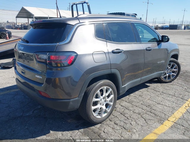 3C4NJDFN8PT571598 Jeep Compass Latitude Lux Fwd