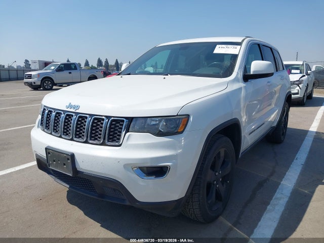 1C4RJEAG8HC716376 Jeep Grand Cherokee Laredo 4x2