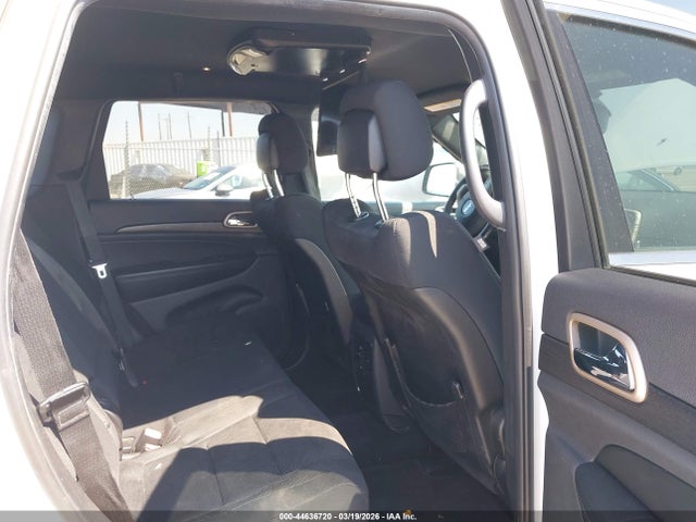 1C4RJEAG8HC716376 Jeep Grand Cherokee Laredo 4x2