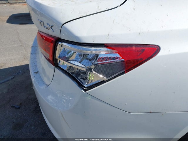 Продажа на аукционе авто 2018 Acura Tlx, vin: 19UUB1F34JA001426, номер лота: 44636717