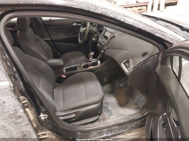 44636739 :رقم المزاد ، 1G1BE5SM1K7145252 vin ، 2019 Chevrolet Cruze Lt مزاد بيع