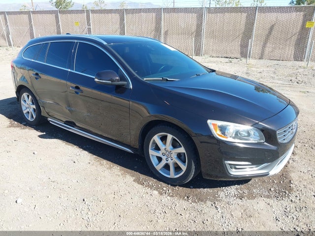 2015 VOLVO V60 YV126MEB7F1187940