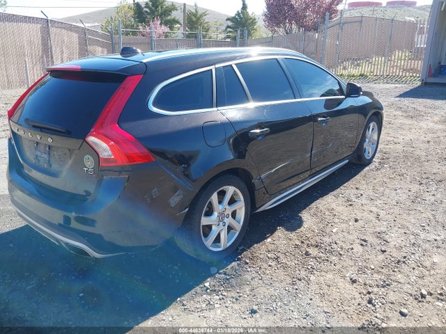 2015 VOLVO V60 YV126MEB7F1187940 Photo 3