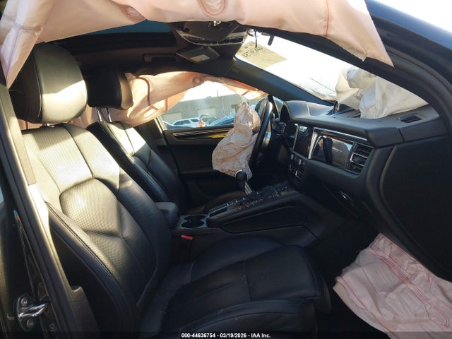 Auction sale of the 2020 Porsche Macan, vin: WP1AA2A59LLB14118, lot number: 44636754