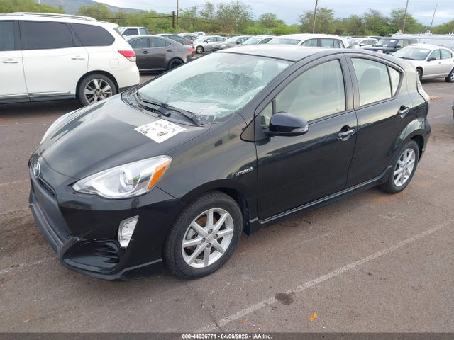 JTDKDTB33H1598435 Toyota Prius C One