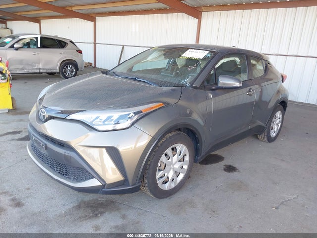 Toyota C-HR LE 2021 NMTKHMBXXMR132803 Image 2