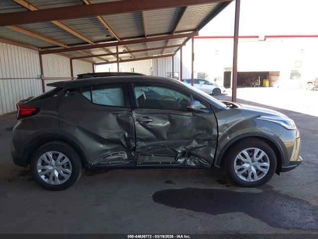 Toyota C-HR LE 2021 NMTKHMBXXMR132803 Image 6