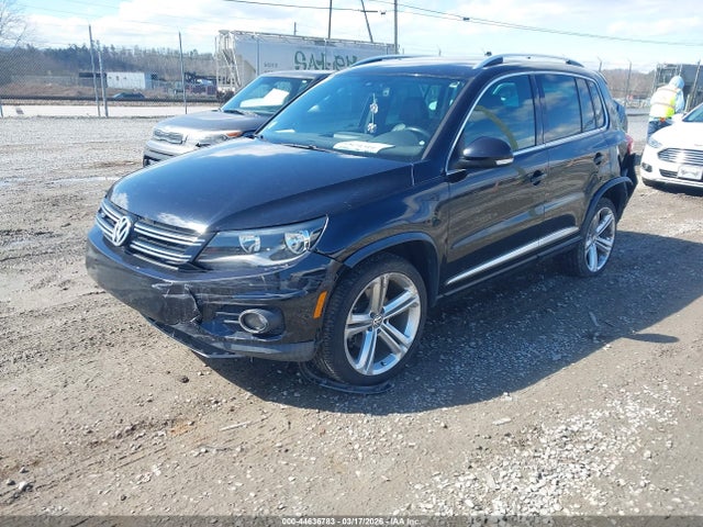 2016 Volkswagen Tiguan R-line მანქანა იყიდება აუქციონზე, vin: WVGAV7AXXGW087810, აუქციონის ნომერი: 44636783