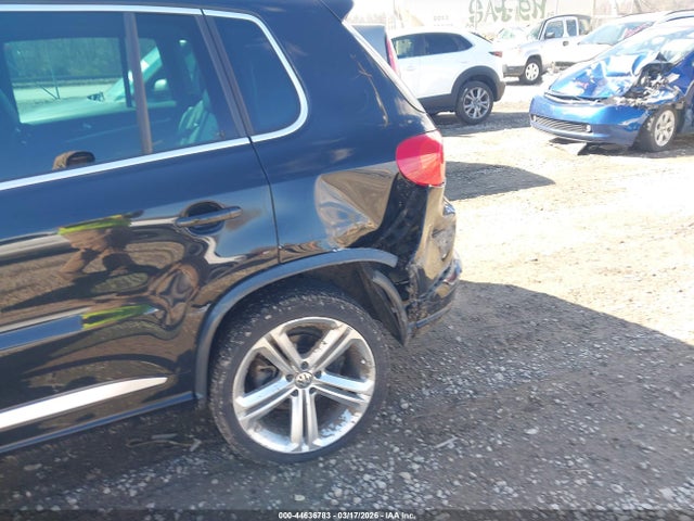 2016 Volkswagen Tiguan R-line მანქანა იყიდება აუქციონზე, vin: WVGAV7AXXGW087810, აუქციონის ნომერი: 44636783