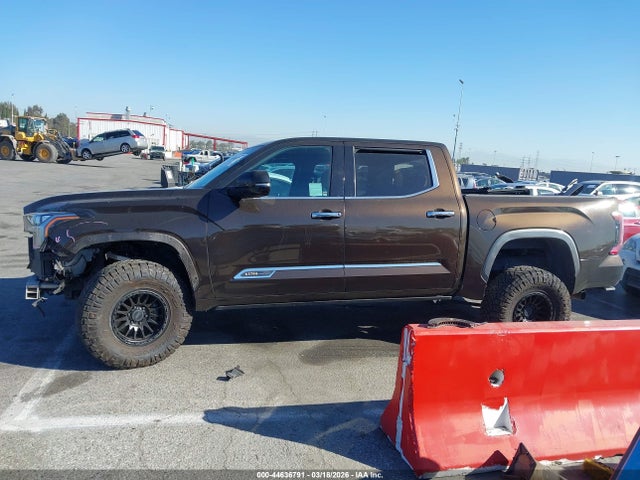5TFMA5DB0NX021324 Toyota Tundra 1794 Edition