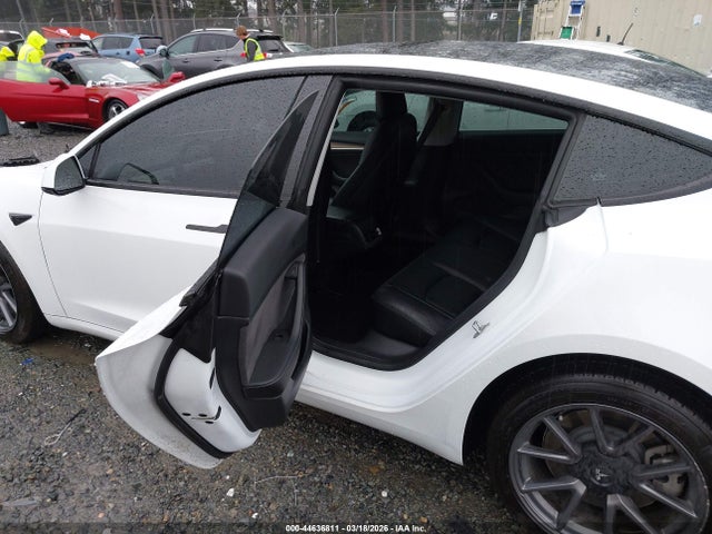 Aukcja sprzedaży 2022 Tesla Model 3 Long Range Dual Motor All-wheel Drive, vin: 5YJ3E1EB3NF261307, numer aukcji: 44636811