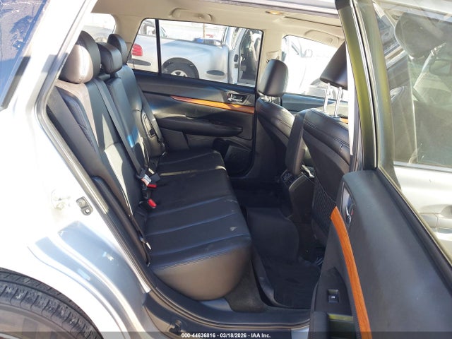 4S4BRBMCXE3232363 Subaru Outback 2.5i Limited