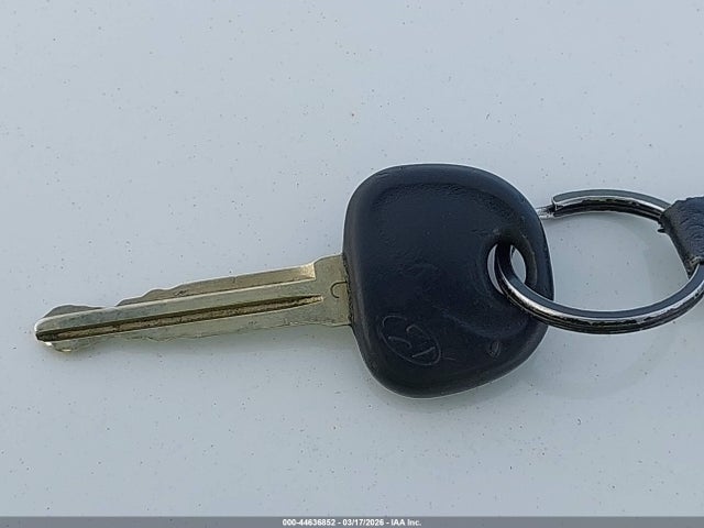 KMHD84LF1HU241762 Hyundai ELANTRA SE