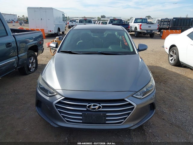 KMHD84LF1HU241762 Hyundai ELANTRA SE