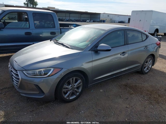 KMHD84LF1HU241762 Hyundai ELANTRA SE