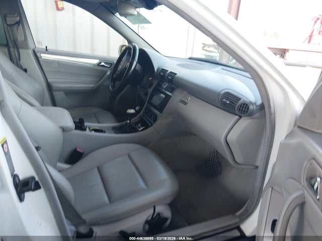 44636898 :رقم المزاد ، WDBRF52H26A859209 vin ، 2006 Mercedes-benz C 230 Sport مزاد بيع