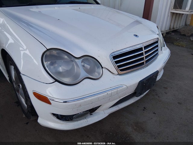 44636898 :رقم المزاد ، WDBRF52H26A859209 vin ، 2006 Mercedes-benz C 230 Sport مزاد بيع