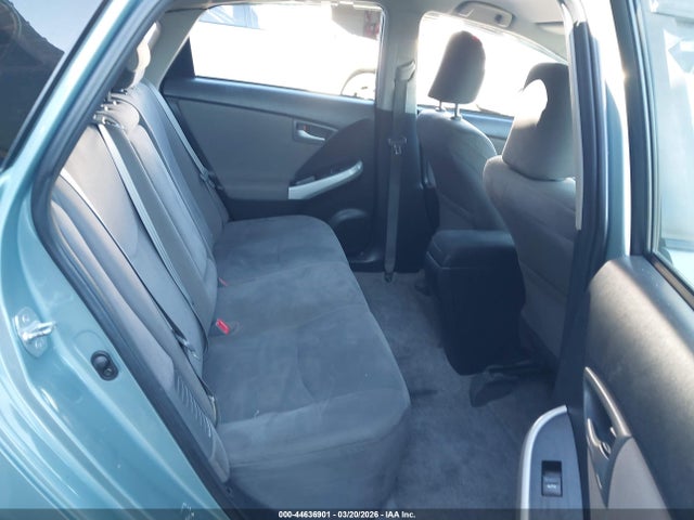 Toyota Prius Two 2014 JTDKN3DU9E1747770 Image 8
