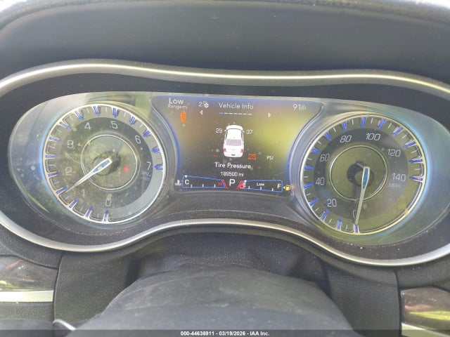 2015 CHRYSLER 300C 2C3CCAEG2FH815602 Photo 6