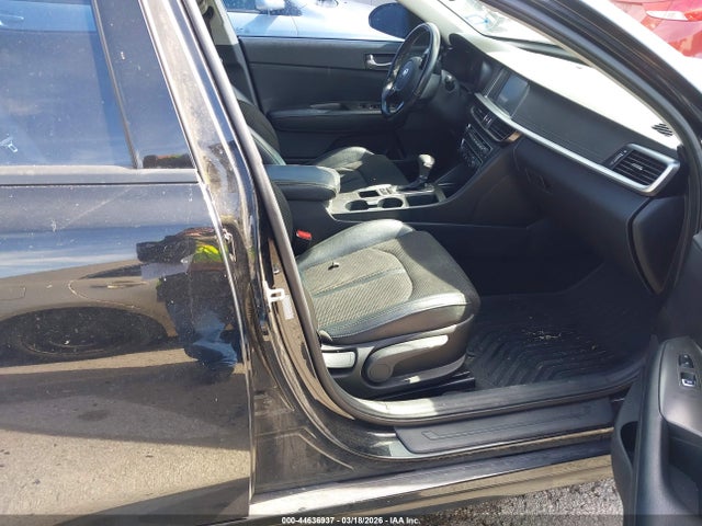 5XXGT4L32KG372153 KIA Optima S
